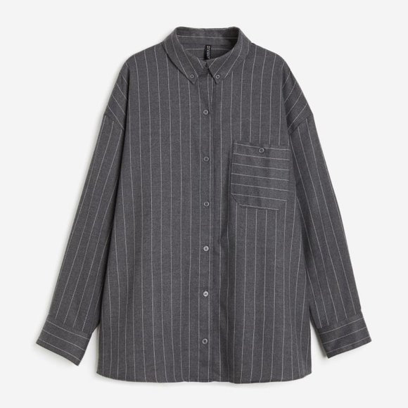 ⭕️ BOGO! Oversized Flannel Shirt Grey in Dark gray/pinstriped - Picture 4 of 9